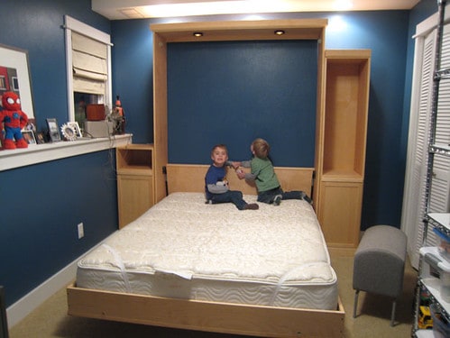 Childrens in the bed - The Wallbed Factory